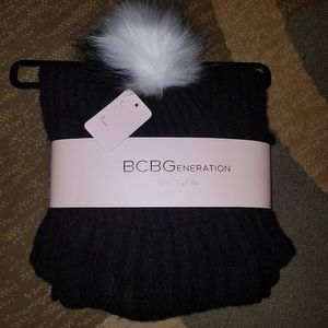 BCBG Generation hat & infinity scarf set, nwt, blk
